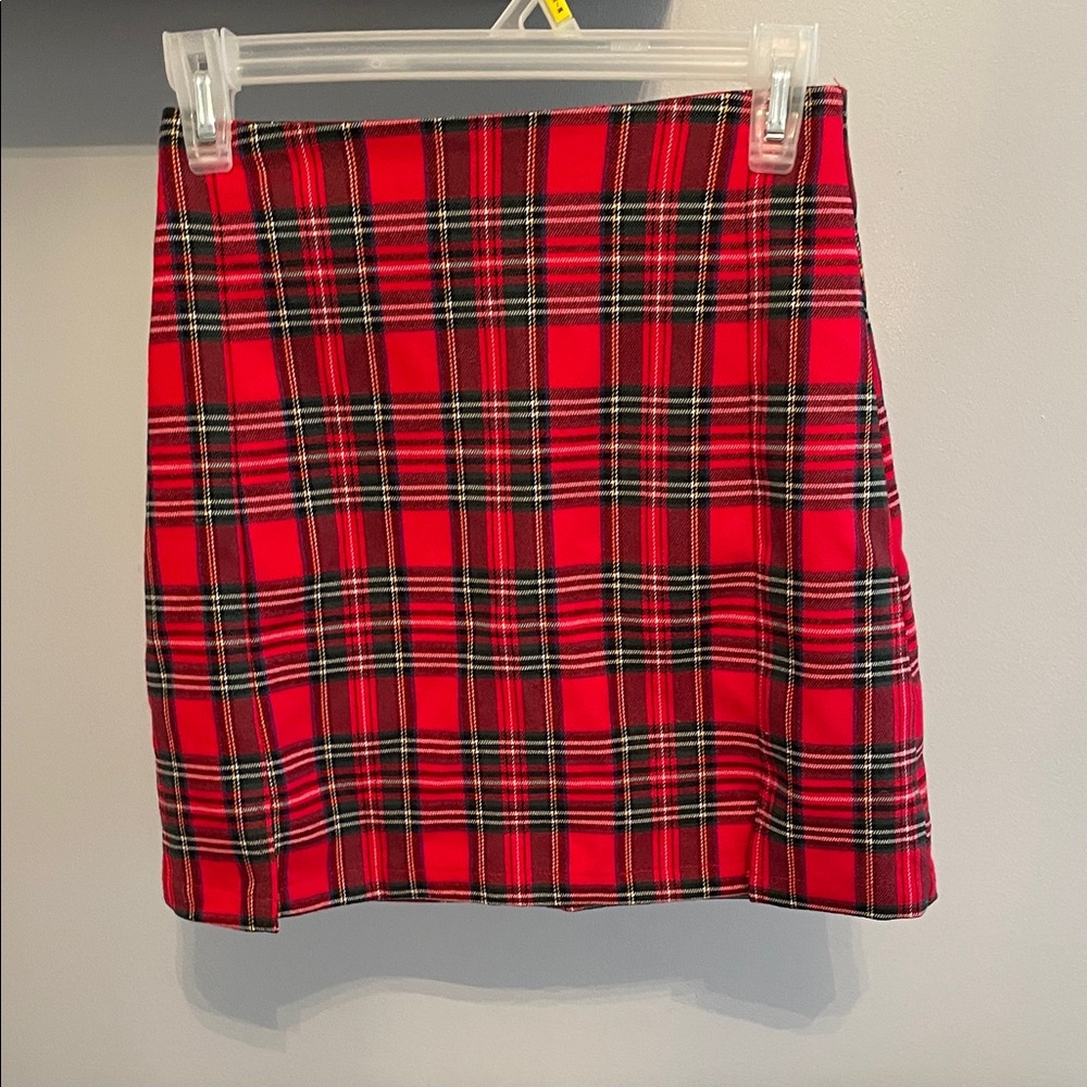 Brandy Melville Plaid Red Skirt Size XS